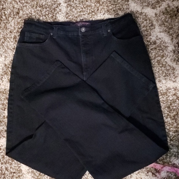 Gloria Vanderbilt dark wash denim jeans - Picture 4 of 8